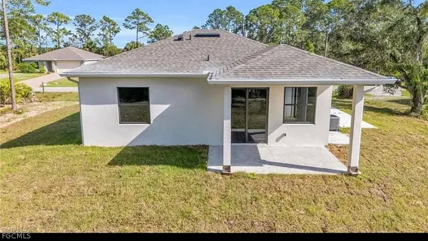 $1,700 | 6018 South Moss Circle, LaBelle, FL 33935