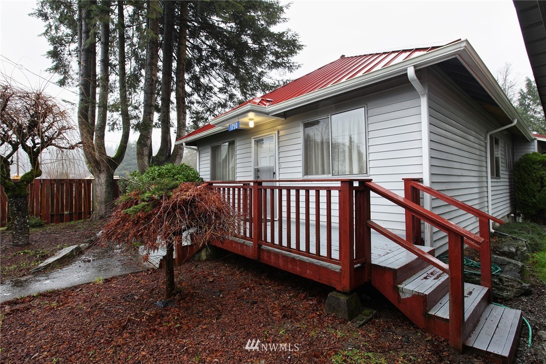 1750 Lake Samish Road Bellingham, WA 98229 - Photo 1 of 24 Gallery Image 1