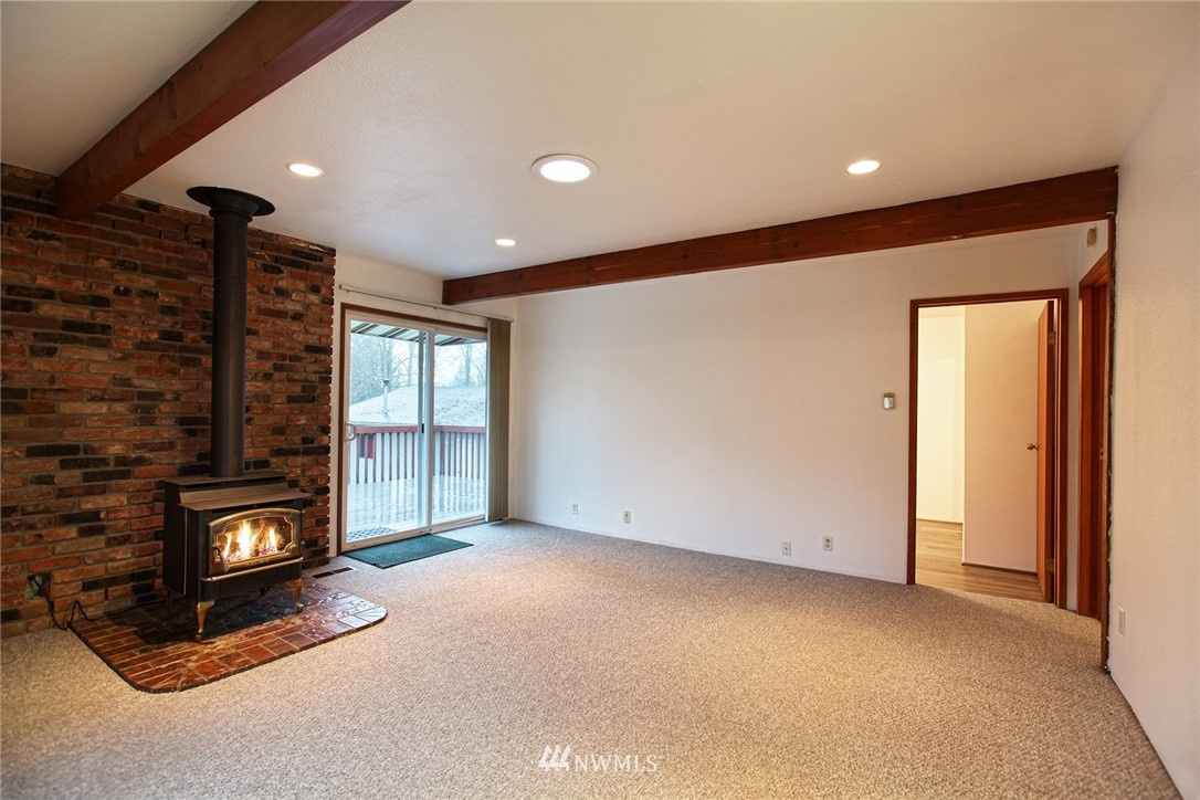 1750 Lake Samish Road Bellingham, WA 98229 - Photo 6 of 24 Gallery Image 6