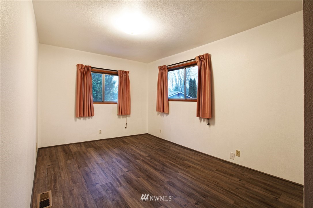 1750 Lake Samish Road Bellingham, WA 98229 - Photo 9 of 24 Gallery Image 9