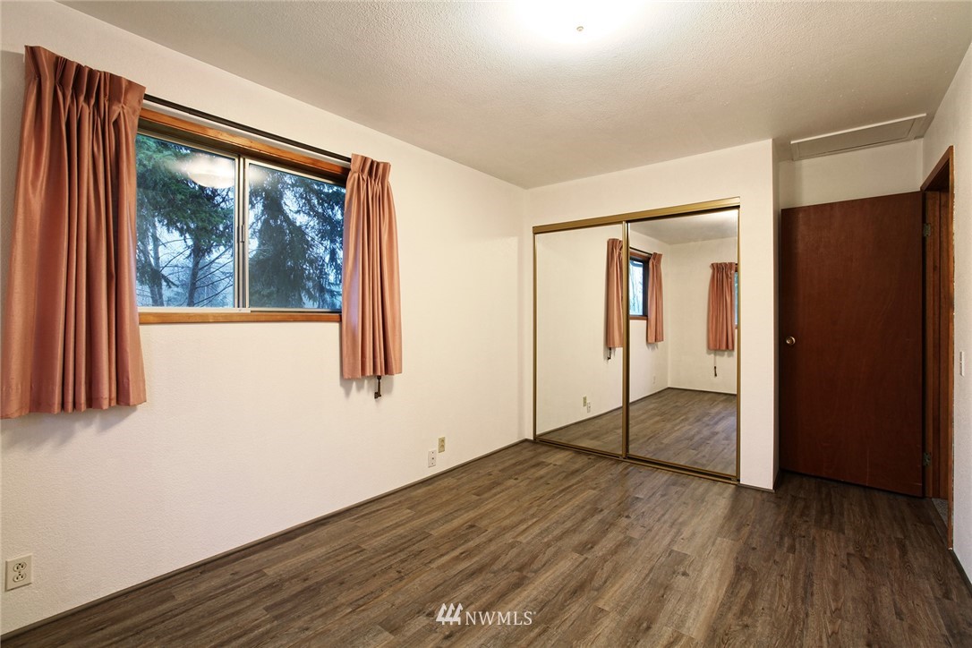 1750 Lake Samish Road Bellingham, WA 98229 - Photo 10 of 24 Gallery Image 10
