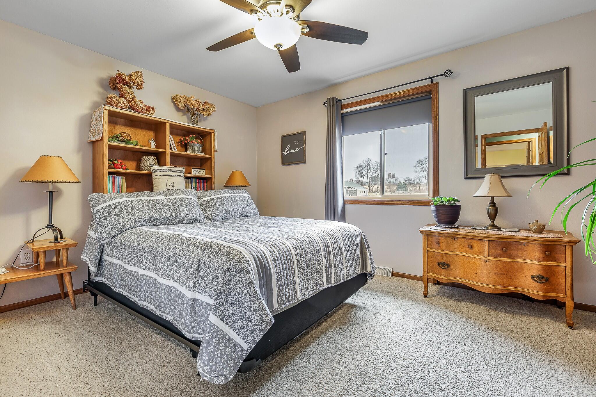 518 Midway Drive Reedsburg, WI 53959 - Photo 10 of 31 518 Midway-10