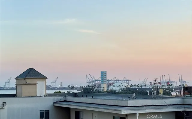 $849,000 | 1310 East Ocean Boulevard, Unit 407, Long Beach, CA 90802