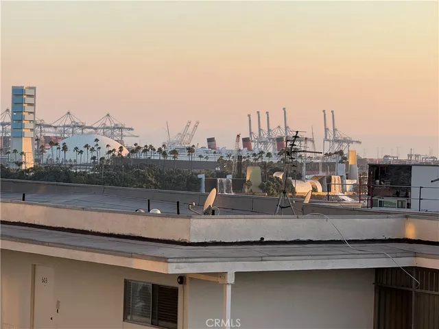 $849,000 | 1310 East Ocean Boulevard, Unit 407, Long Beach, CA 90802