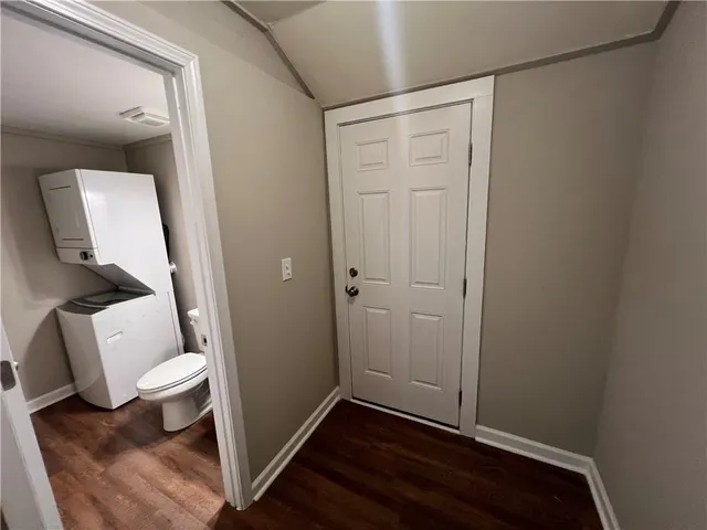 $1,410 | 48 Quarry Street, Gainesville, GA 30501