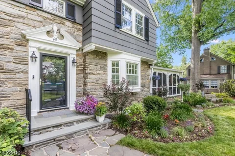 $8,000 | 14 South Crescent, Maplewood, NJ 07040