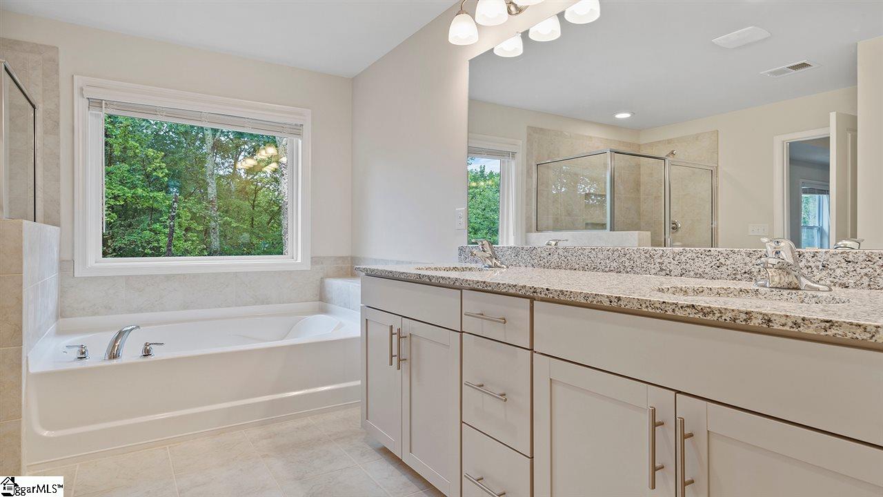 421 Wildflower Road Easley, SC 29642 - Photo 17 of 36