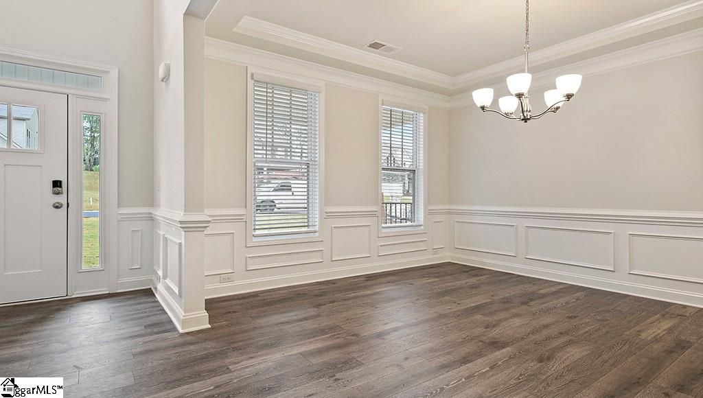421 Wildflower Road Easley, SC 29642 - Photo 5 of 36