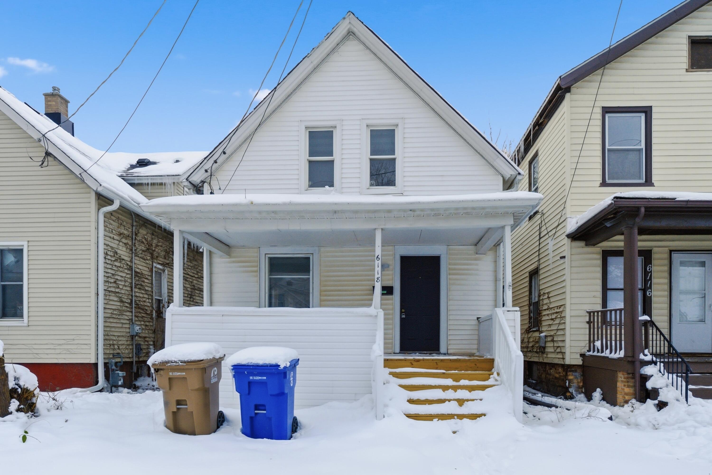 6118 24th Avenue Kenosha, WI 53143 - Photo 1 of 20 Copy of DSC02273