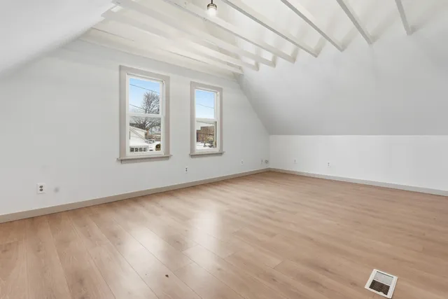 $2,000 | 6118 24th Avenue, Kenosha, WI 53143