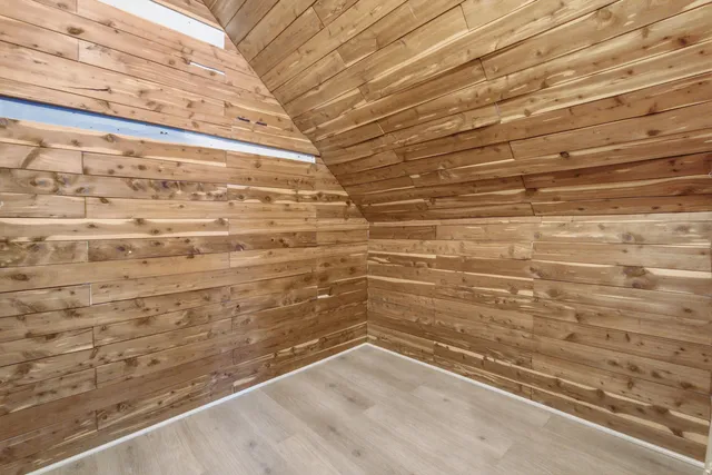 $2,000 | 6118 24th Avenue, Kenosha, WI 53143