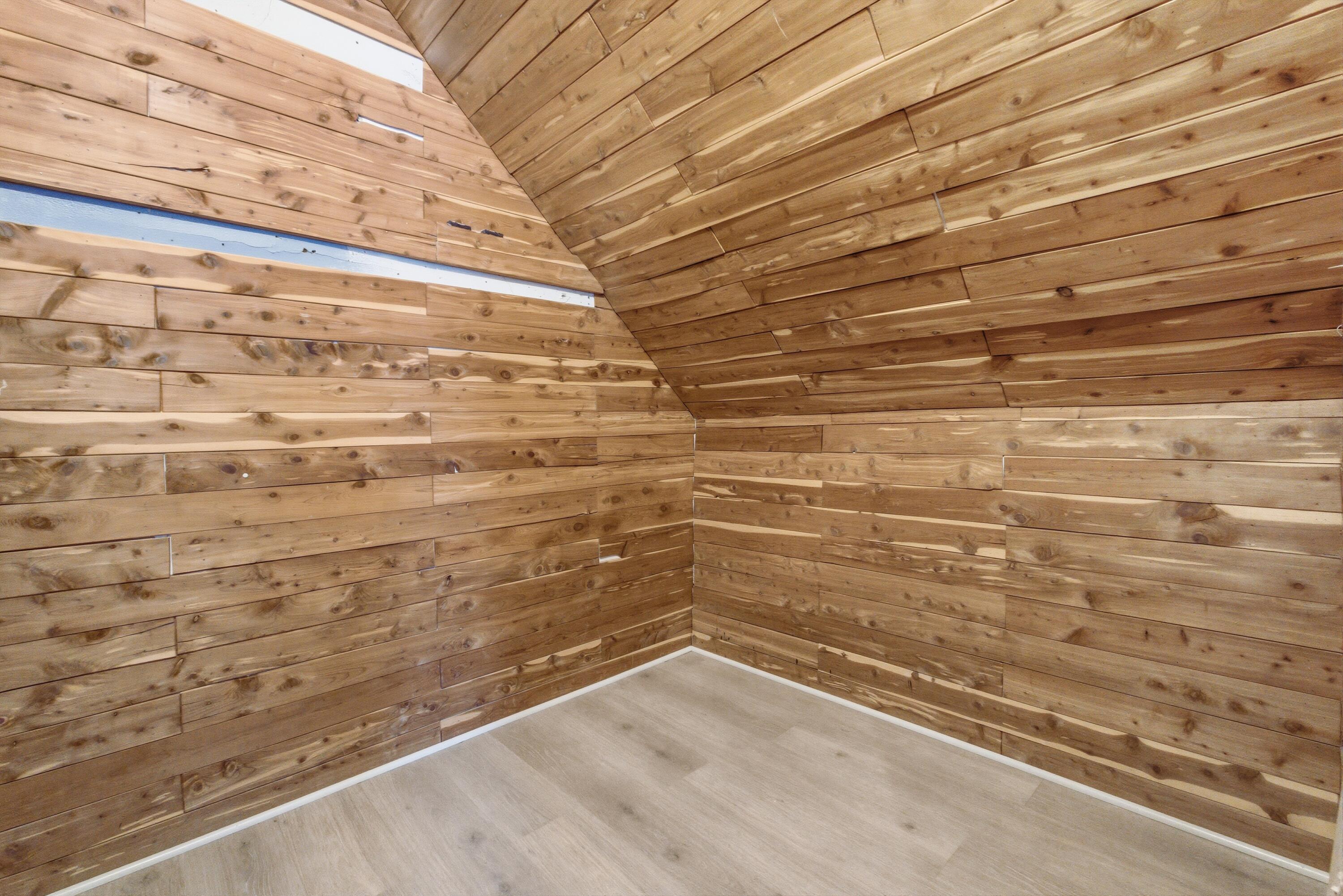 6118 24th Avenue Kenosha, WI 53143 - Photo 13 of 20 Walk In Closet