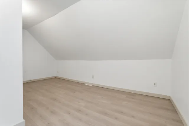 $2,000 | 6118 24th Avenue, Kenosha, WI 53143