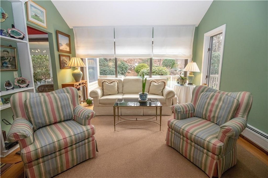 10 Spring Pond Road Westerly, RI 02891 - Photo 10 of 33