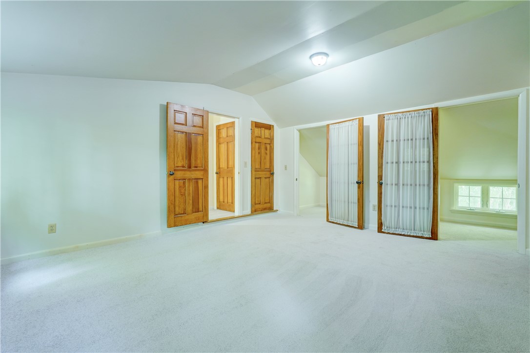 1743 Calkins Road Pittsford, NY 14534 - Photo 27 of 46