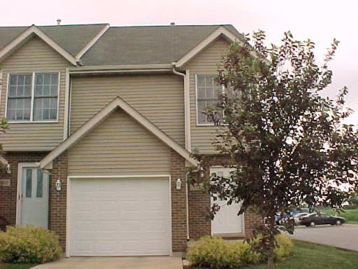 552 South Peace Road, Unit 1 Sycamore, IL 60178 - Photo 1 of 1