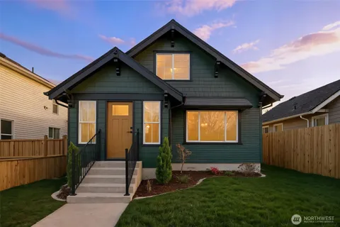 $649,950 | 1315 South L Street, Tacoma, WA 98405