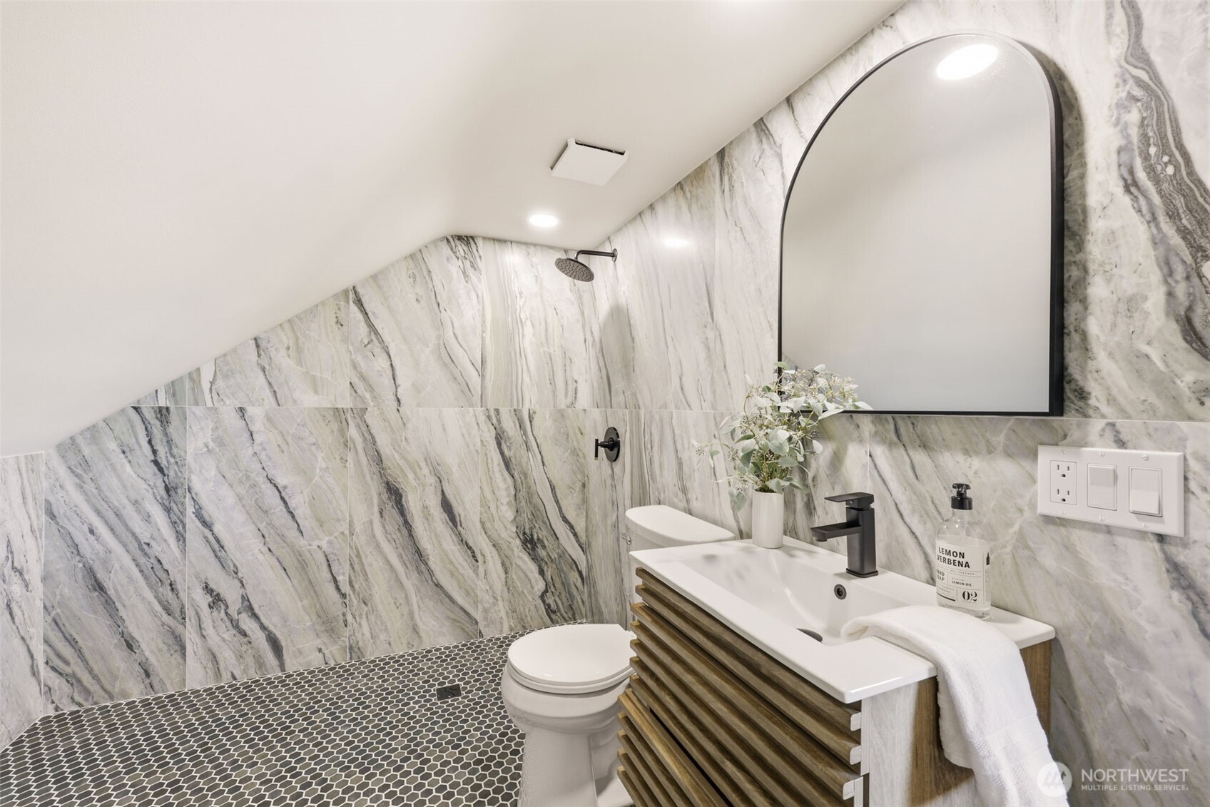 1315 South L Street Tacoma, WA 98405 - Photo 17 of 39