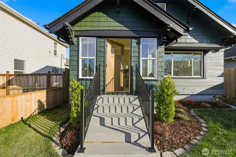 $649,950 | 1315 South L Street, Tacoma, WA 98405