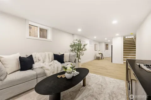 $649,950 | 1315 South L Street, Tacoma, WA 98405