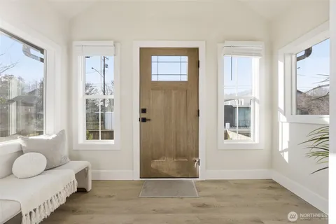 $649,950 | 1315 South L Street, Tacoma, WA 98405