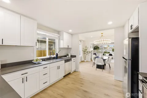 $649,950 | 1315 South L Street, Tacoma, WA 98405