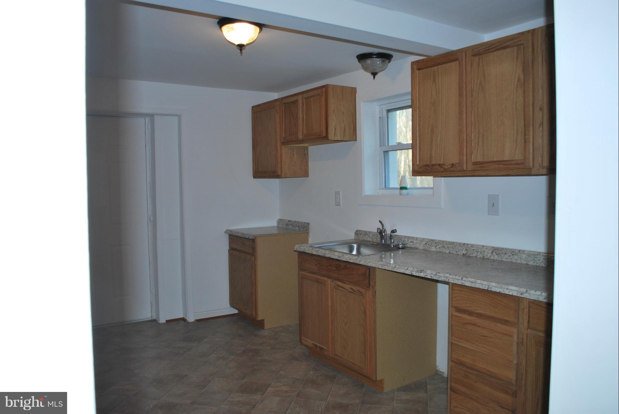 5500 Stuckey Road Indian Head, MD 20640 - Photo 10 of 21 Kitchen