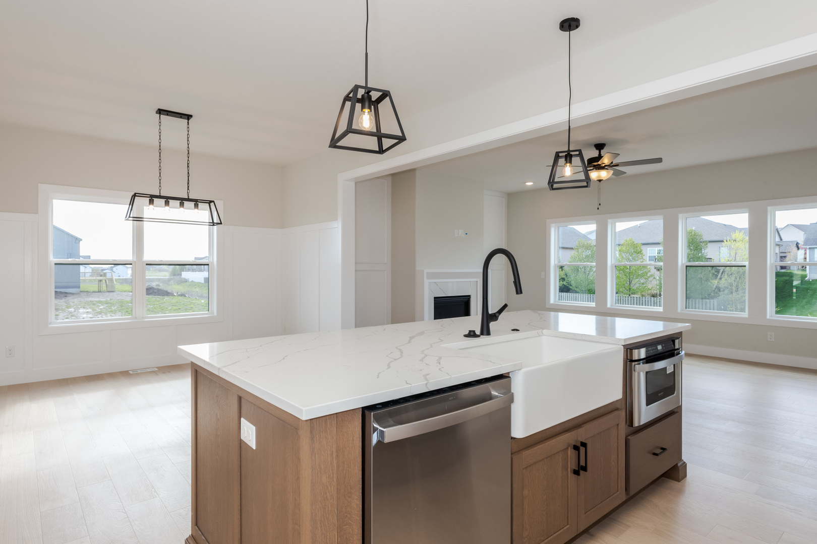 1005 Mount Carmel Road Bloomington, IL 61705 - Photo 7 of 32 Gallery Image 7