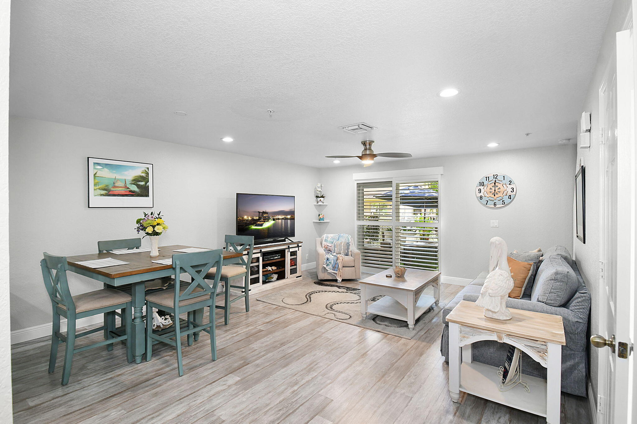 5355 Southeast Mitchell Lane Stuart, FL 34997 - Photo 7 of 29 8-web-or-mls-500_7636