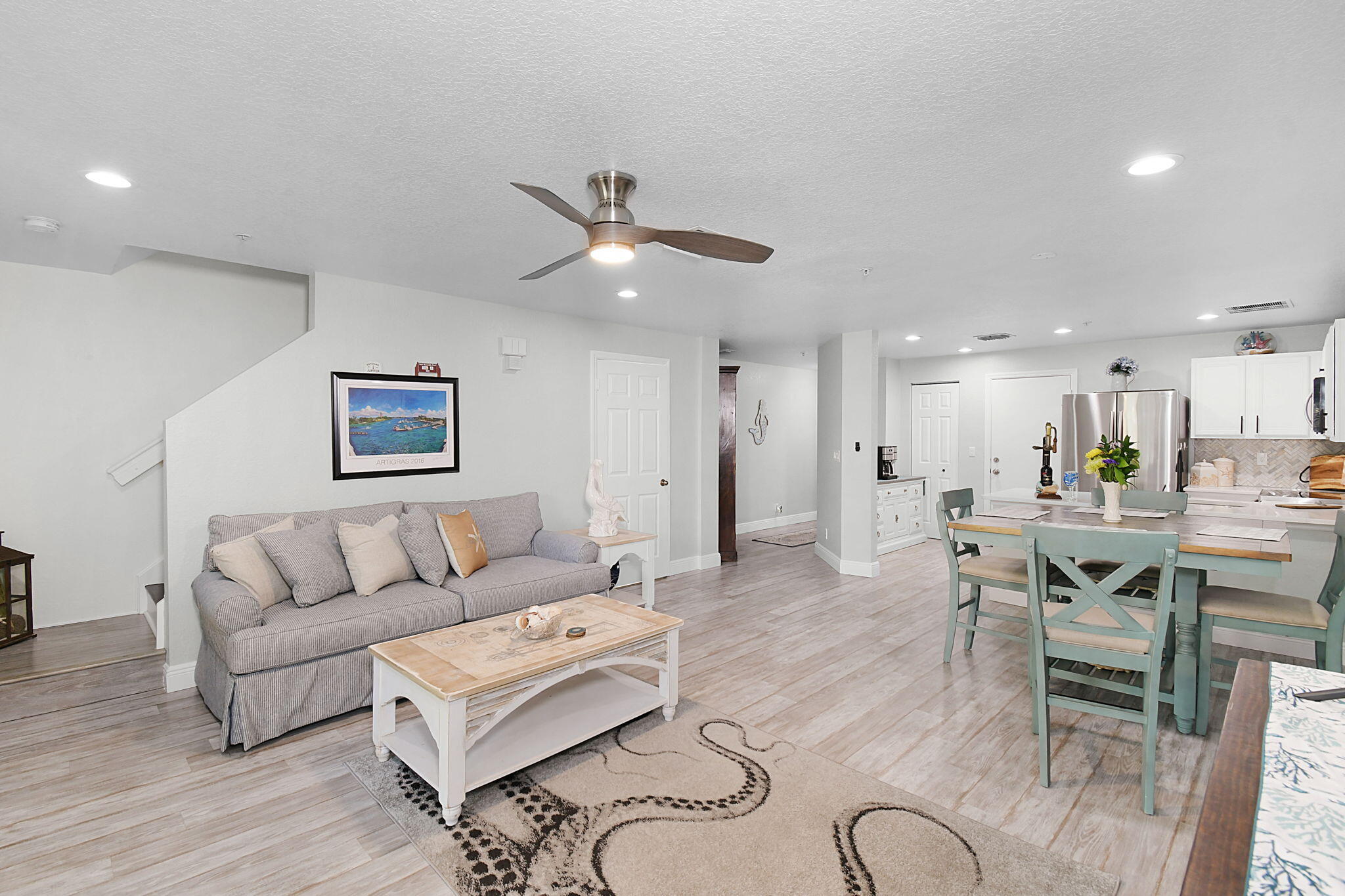 5355 Southeast Mitchell Lane Stuart, FL 34997 - Photo 8 of 29 9-web-or-mls-500_7641