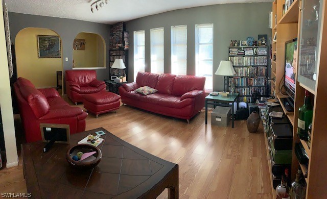 18565 Quince Road Fort Myers, FL 33967 - Photo 4 of 15 Gallery Image 4