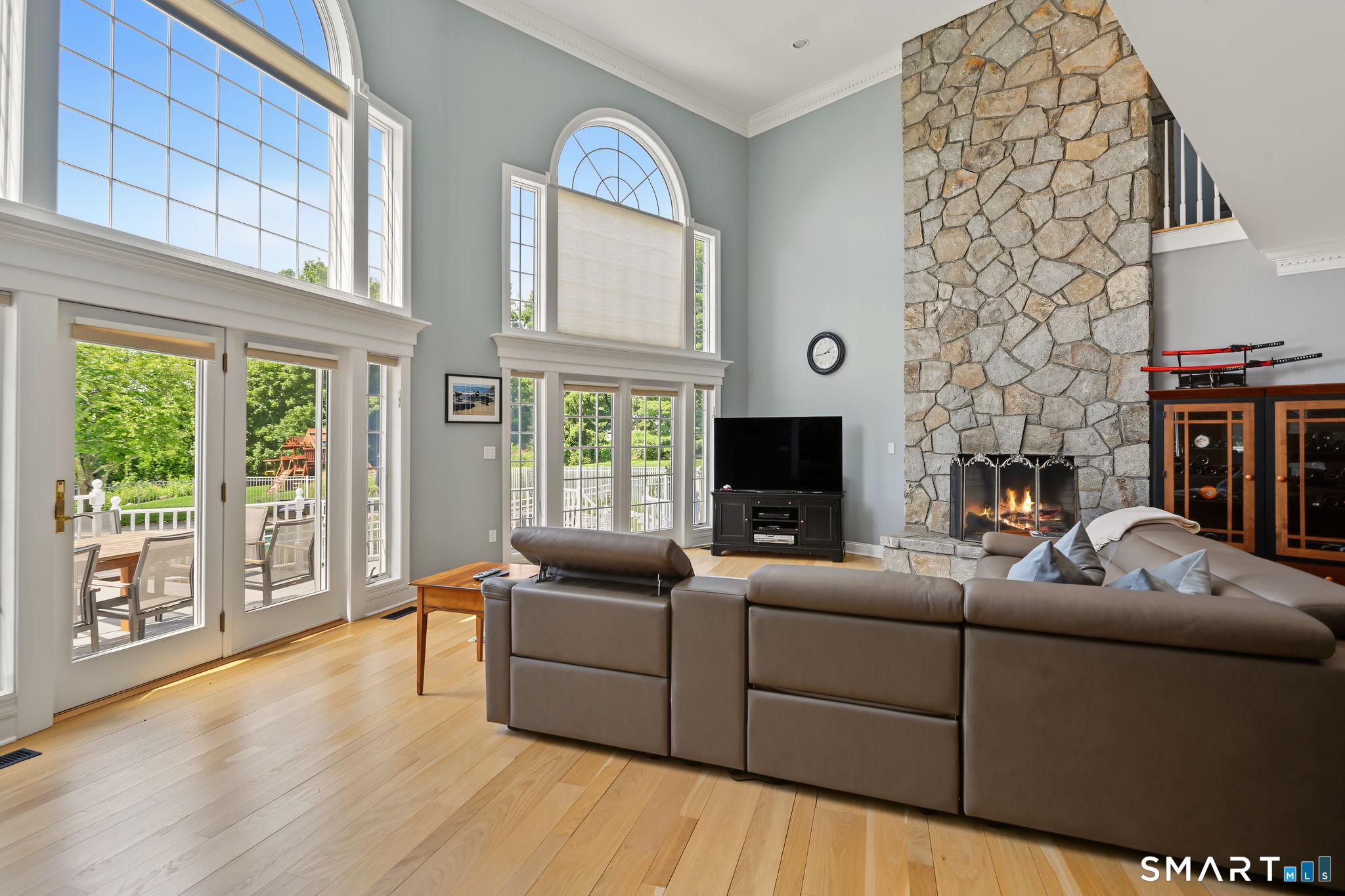 65 Pine Ridge Road Wilton, CT 06897 - Photo 9 of 36 Family Room - Doors to Back Deck