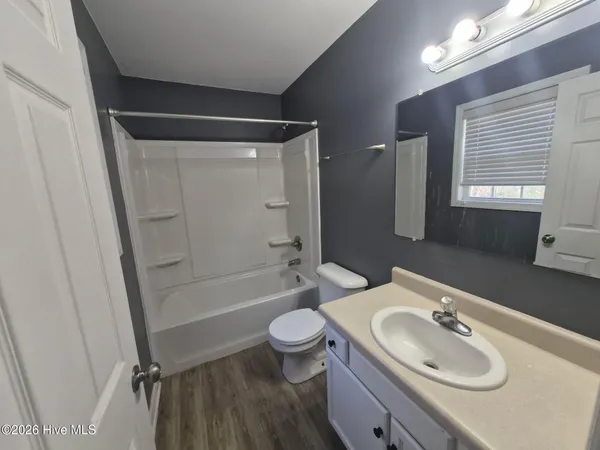 $1,800 | 305 Rack Lane, Hubert, NC 28539