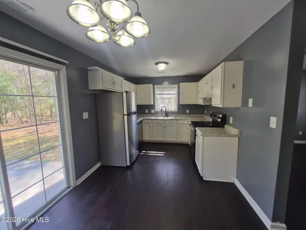 $1,800 | 305 Rack Lane, Hubert, NC 28539