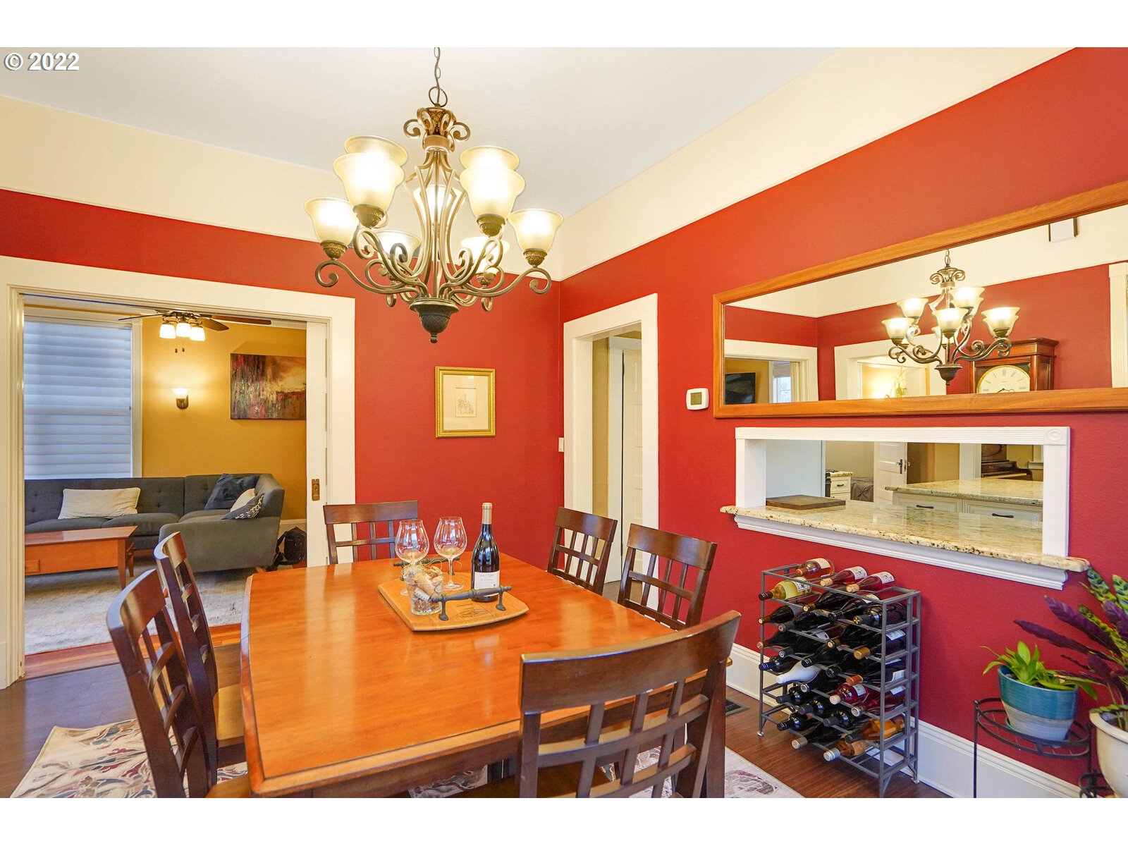 925 Southwest Hayter Street Dallas, OR 97338 - Photo 11 of 32 Gallery Image 11