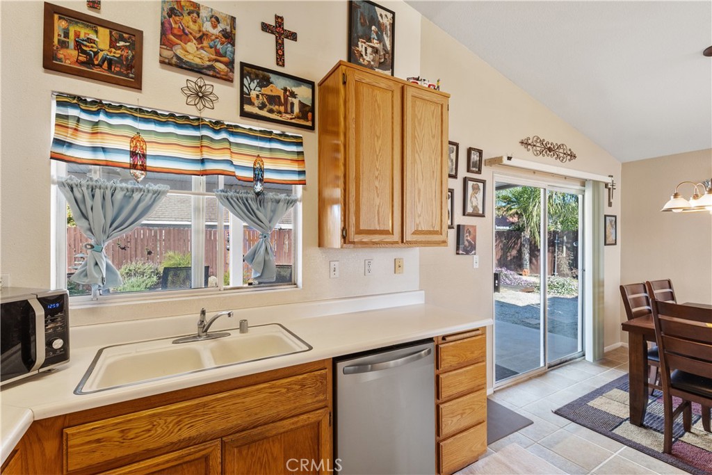 27138 Terrytown Road Menifee, CA 92586 - Photo 12 of 26