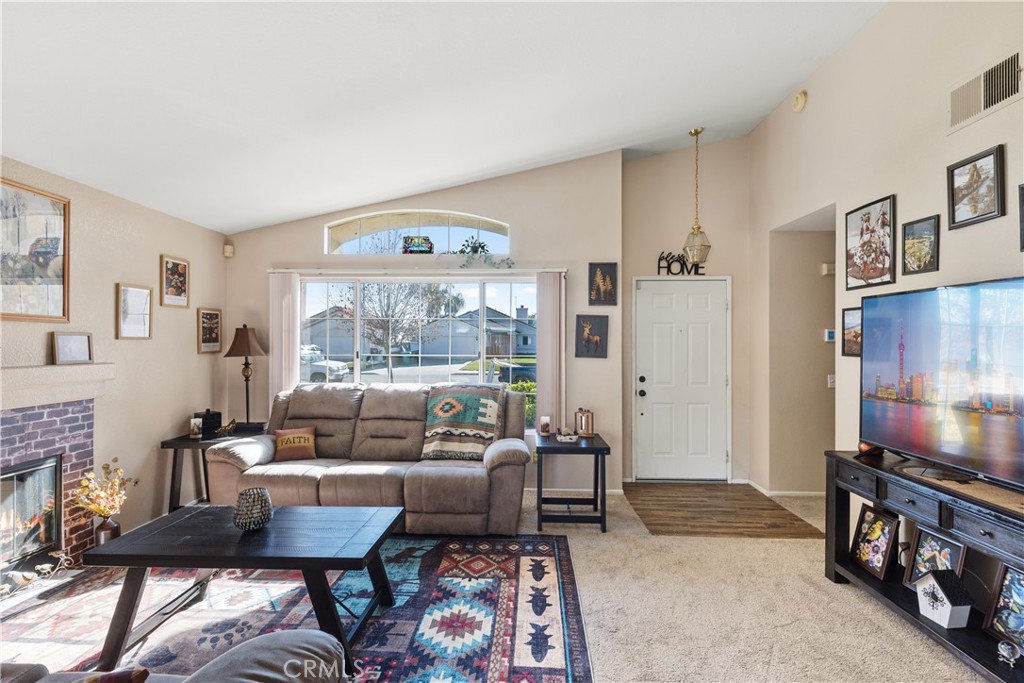 27138 Terrytown Road Menifee, CA 92586 - Photo 5 of 26