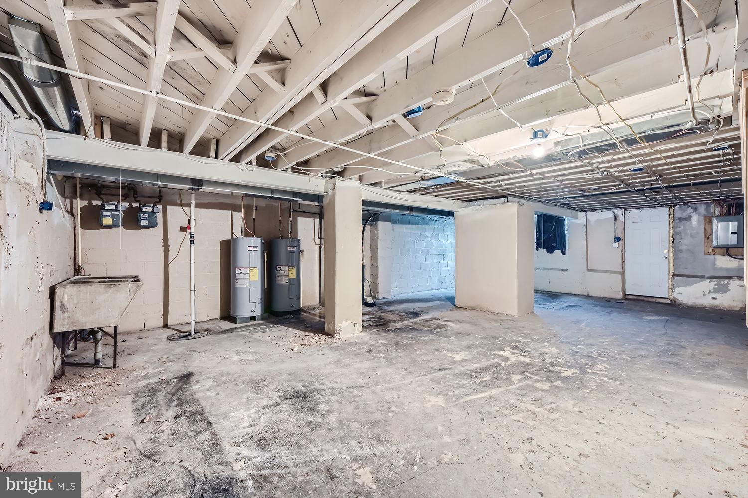 4015 Hilton Road Baltimore, MD 21215 - Photo 25 of 27