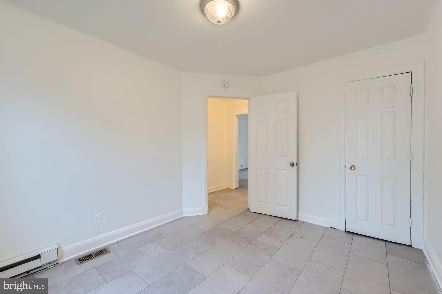 4015 Hilton Road Baltimore, MD 21215 - Photo 10 of 27