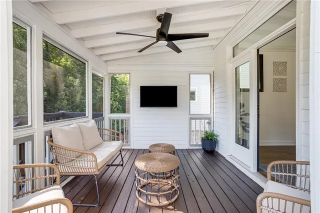 $950,000 | 520 Walden Glen Lane, Alpharetta, GA 30004