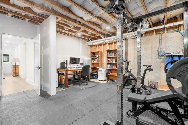 $950,000 | 520 Walden Glen Lane, Alpharetta, GA 30004