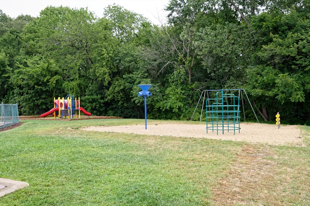 2 Universal Street, Unit 4 Framingham, MA 01702 - Photo 15 of 18 a view of a park