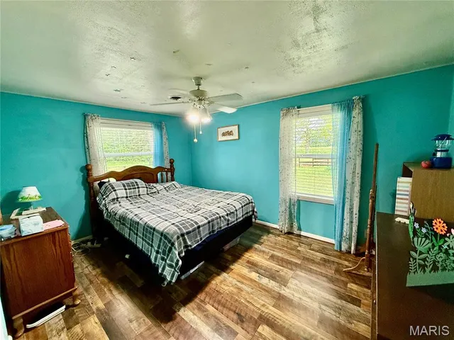 $280,000 | 19755 Wildwood Drive, Raymondville, MO 65555