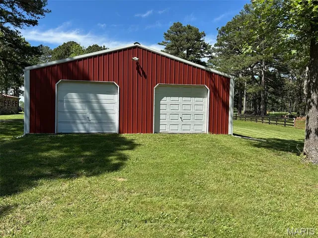 $280,000 | 19755 Wildwood Drive, Raymondville, MO 65555