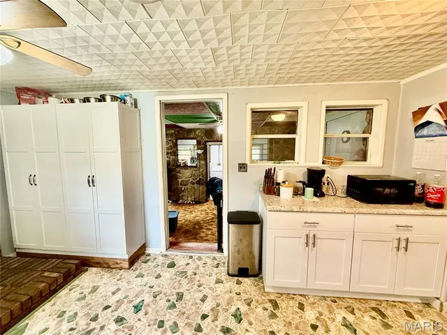 $280,000 | 19755 Wildwood Drive, Raymondville, MO 65555