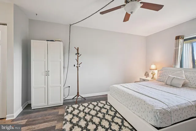 $179,900 | 5426 Valley Green Drive, Wilmington, DE 19808