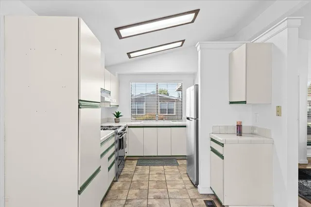 $129,900 | 1500 Held Drive, Unit 79, Modesto, CA 95355