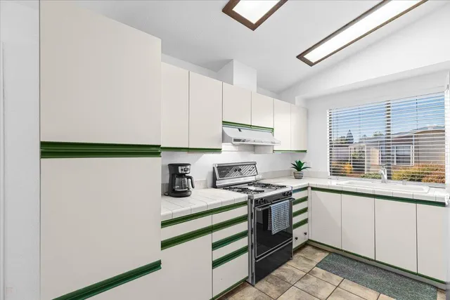 $129,900 | 1500 Held Drive, Unit 79, Modesto, CA 95355