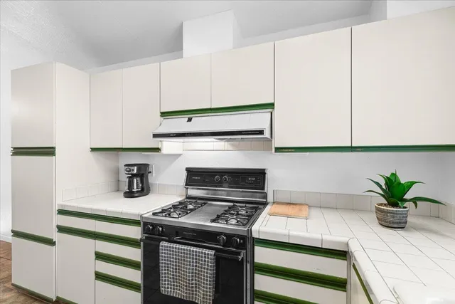 $129,900 | 1500 Held Drive, Unit 79, Modesto, CA 95355