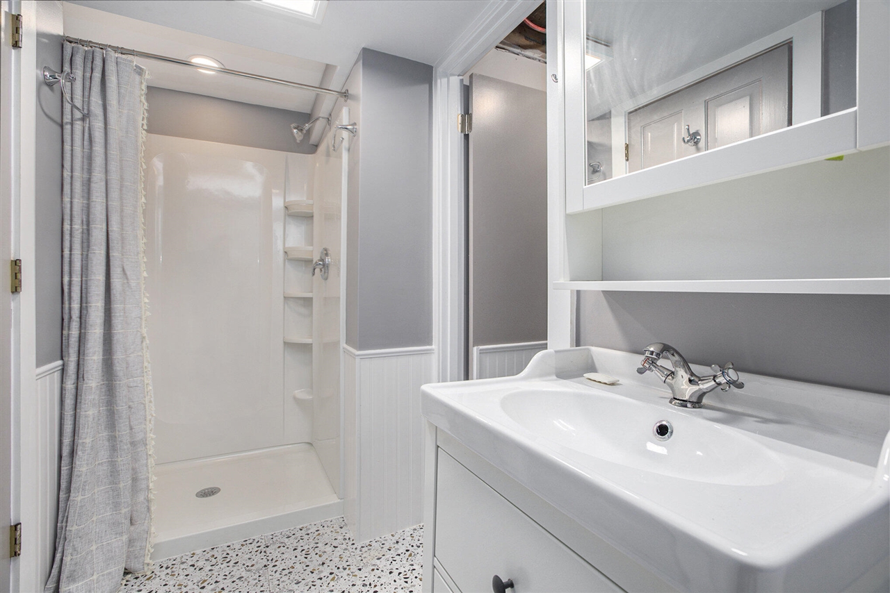 1308 Traver Road Ann Arbor, MI 48105 - Photo 26 of 55